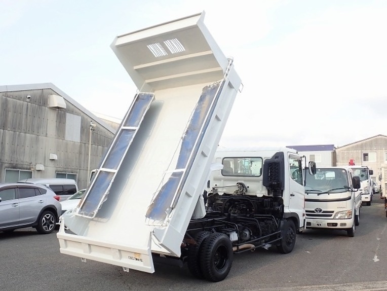 2006 Hino Ranger Dump
